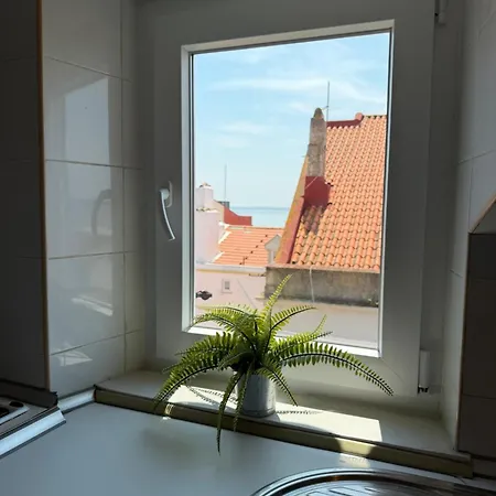 Cozy Alfama With River View Appartamento Lisbona